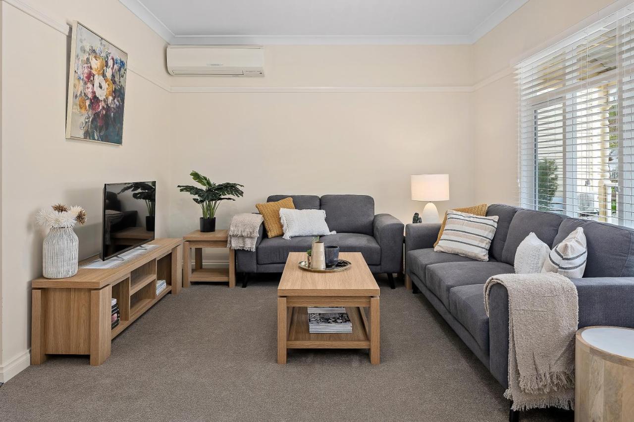 Yarra Gables Motel Хийлсвил Екстериор снимка