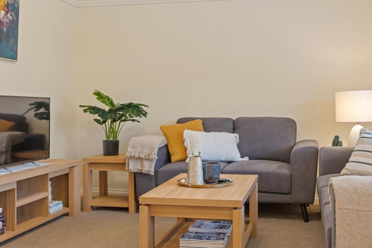 Yarra Gables Motel Хийлсвил Екстериор снимка